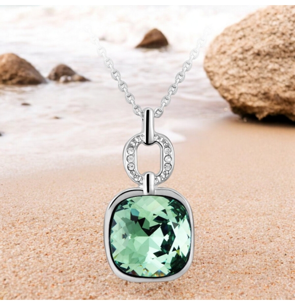 Collar de Cristal Swarovski Color Verde
