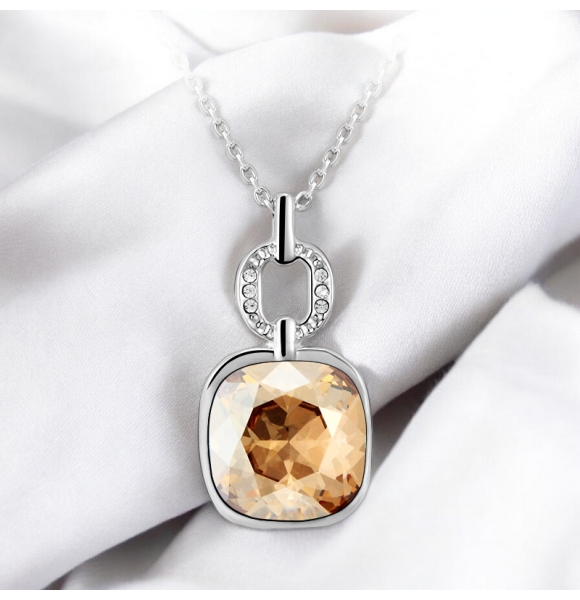 Precioso Collar de Swarovski con Rodio Color Ámbar