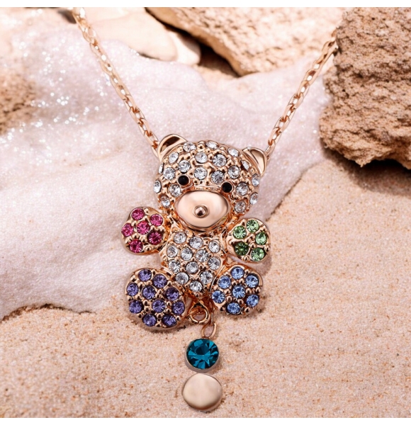 Bonito collar de Osito con Baño de Oro Rosa de 18K