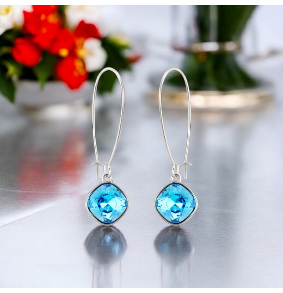 Aretes Largos de Swarovski Color Azul