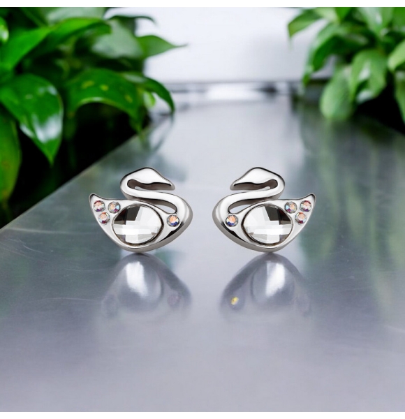 Aretes Color Blanco de Swarovski con Rodio en Forma de Cisne