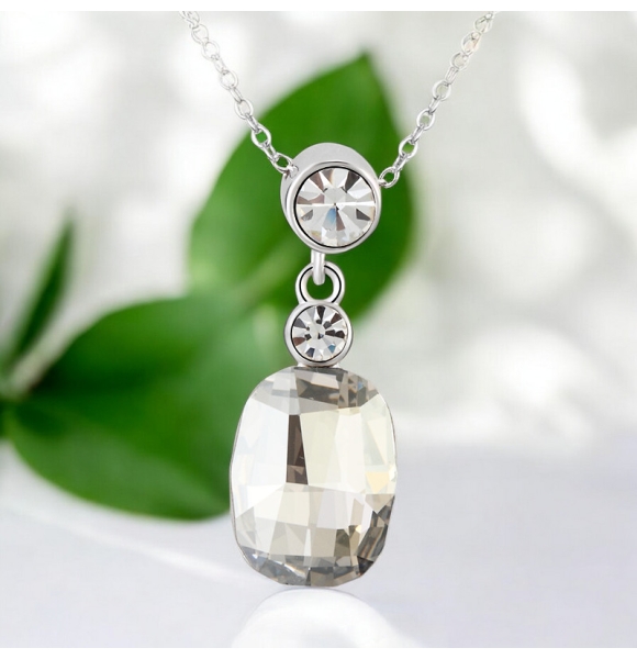 Precioso Collar de Cristal Swarovski Blanco