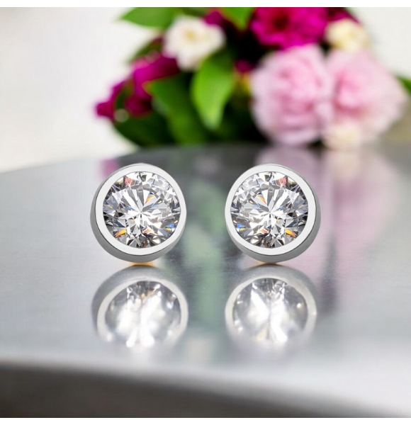 Aretes Color Blanco Corte Redondo con Cristal Swarovski