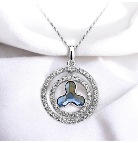 Dije de Cristal Swarovski Color Azul en Plata de Ley