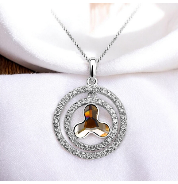 Dije de Cristal Swarovski Color Ambar en Plata de Ley