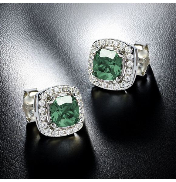 Aretes de Alejandrita Corte Princesa en Plata de Ley