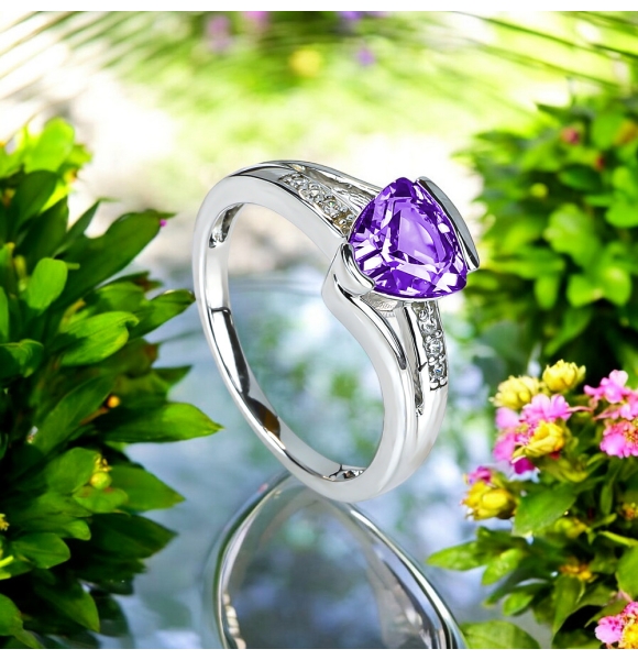 Anillo de Plata .925 Compromiso 8 mm x 7 mm Alejandrita