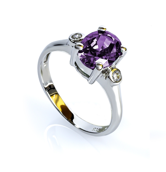 Amatista y Zirconias en Anillo de Plata