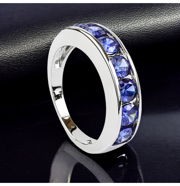 Churumbela Anillo de Plata de Ley con Tanzanita