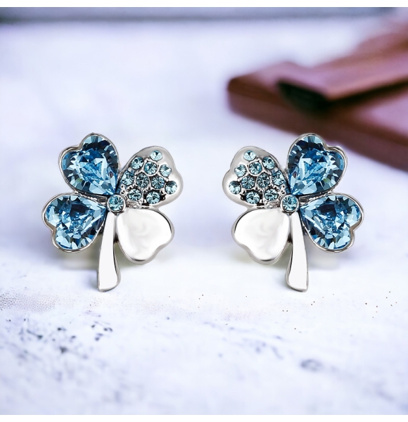 Hermosos Aretes Azules de Swarovski en forma de Trébol
