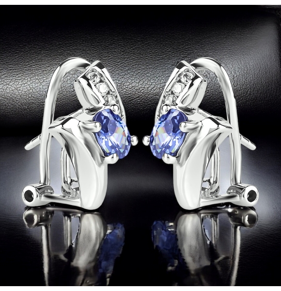 Aretes de Plata de Ley .925 con una Gema Tanzanita