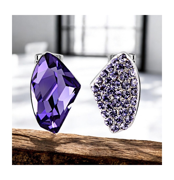 Bonito Juego de Collar y Aretes de Bailarina