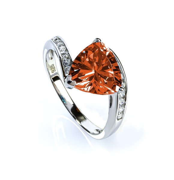 Anillo de Ópalo de Fuego en Plata