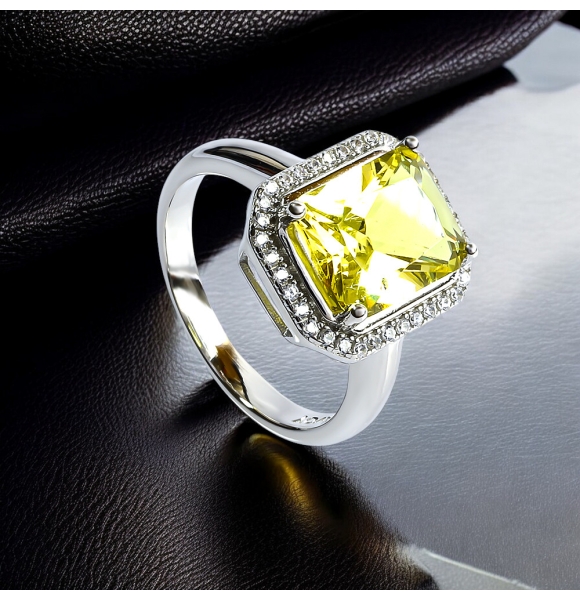 Anillo de Alejandrita Amarilla Con Plata Cambia de Color