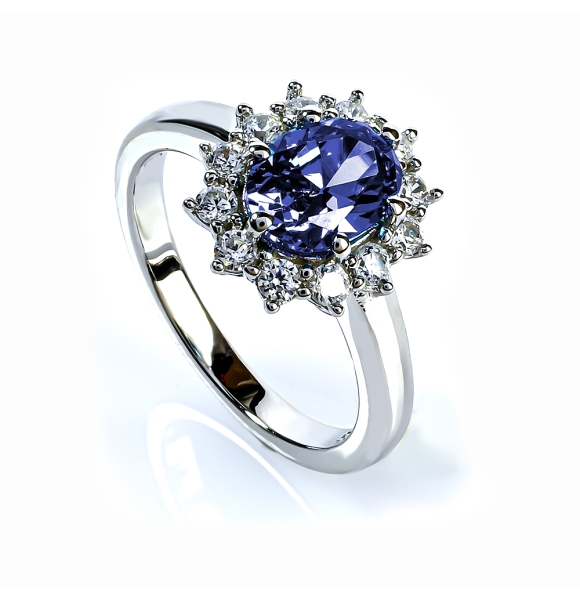 Anillo de Tanzanita en Corte Ovalo Con Plata 925