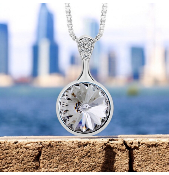 Collar de Circulo Color Blanco de Cristal Swarovski