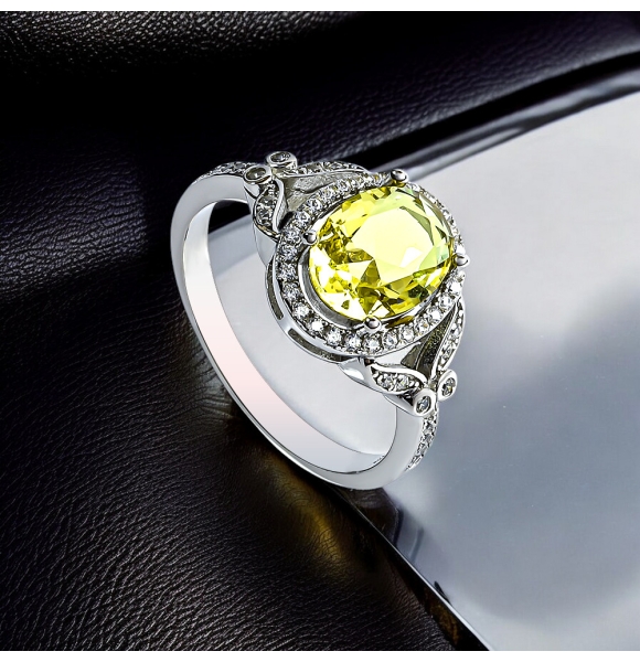 Anillo de Plata Sterlina Con Alejandrita Amarilla