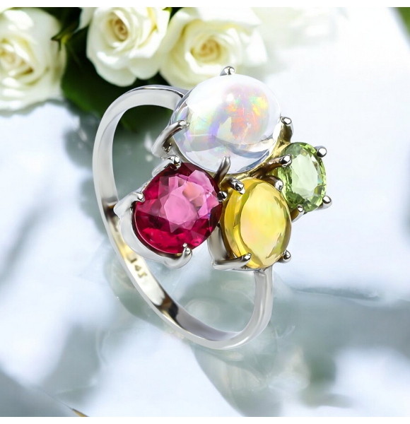 Anillo de Oro con Ópalo Mexicano, Rubelita y Tsavorita