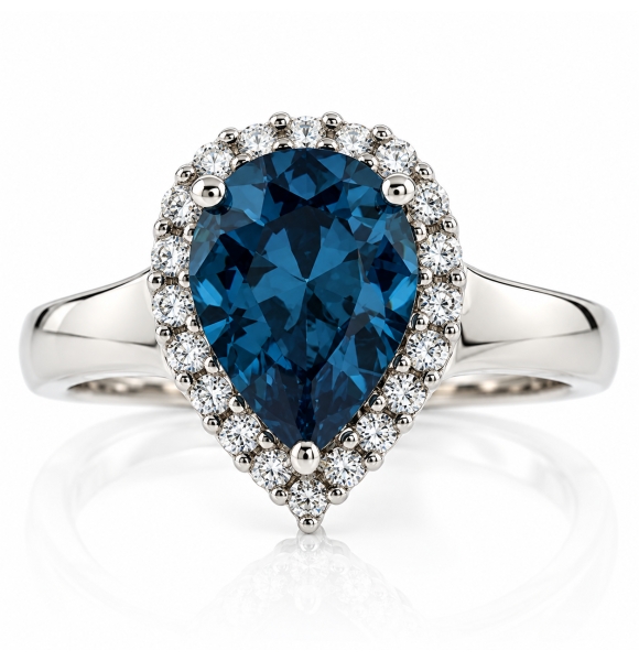 Anillo de Alejandrita y Zirconias en Plata .925
