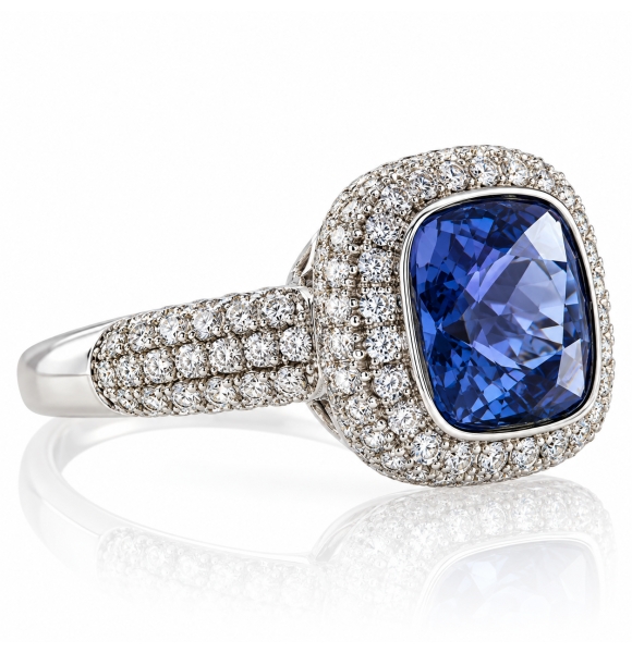 Anillo de Plata de Ley con una Gema de Alejandrita