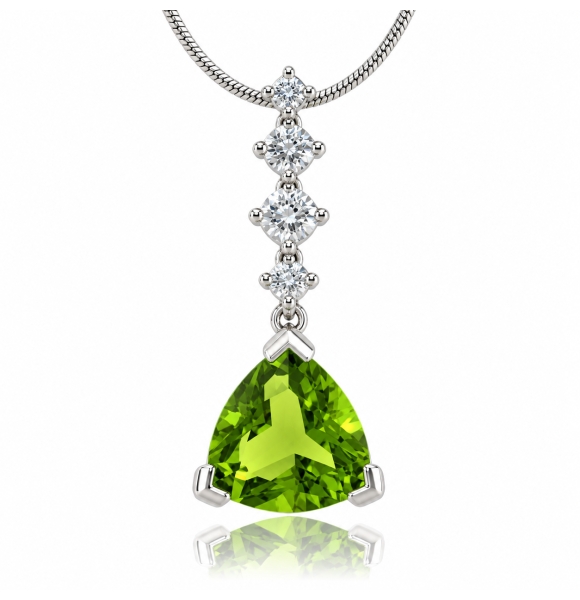 Dije de Plata .925 con una Piedra de Peridoto