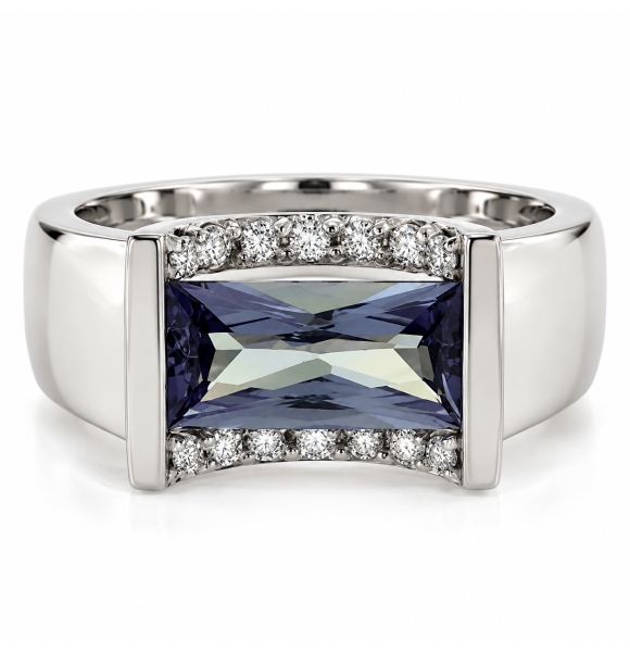 Hermoso Anillo de Alejandrita en Plata .925 ( Morado/Rosa )