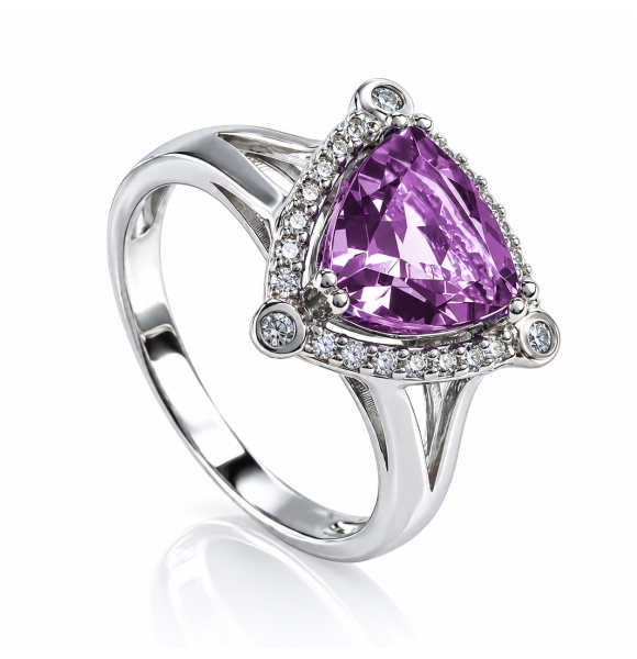 Anillo de Plata con Alejandrita Corte Triangular