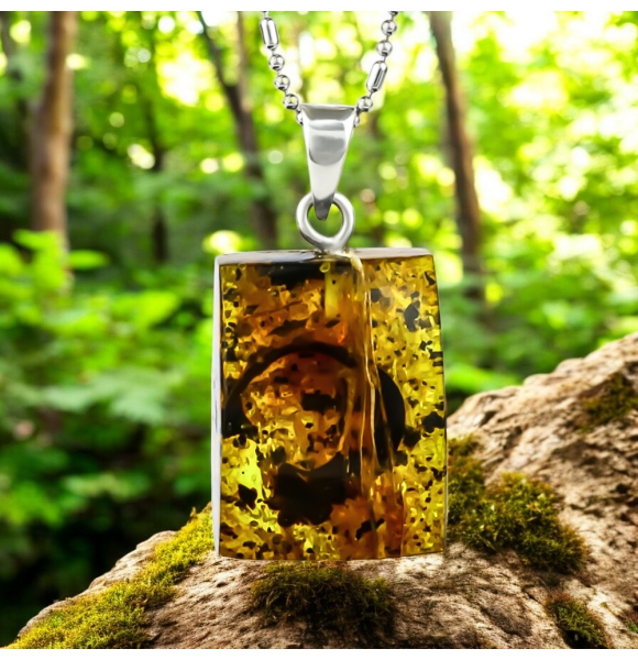 Dije de Ambar Natural Con Plata de Ley 32mm x 14mm