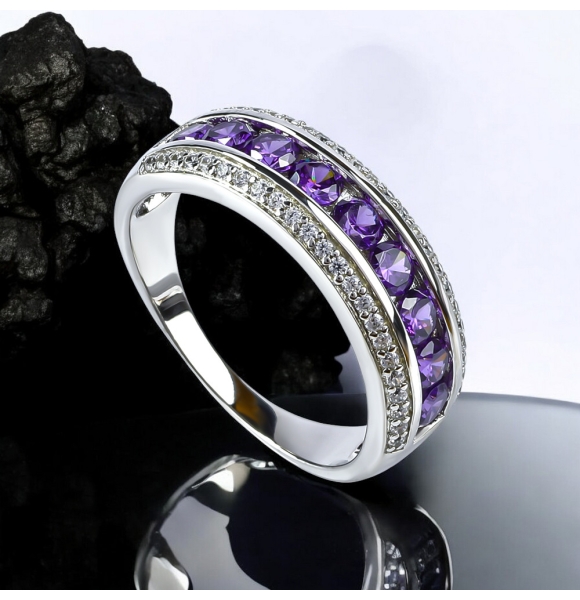 Hermoso Anillo de Amatista Churumbela