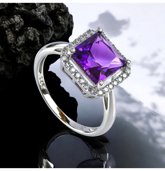 Anillo de Amatista con Plata