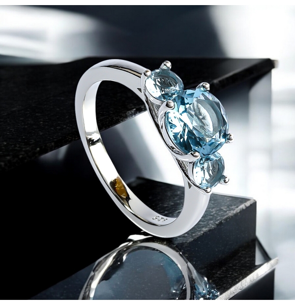 Hermoso Anillo de 3 Aguamarina Plata de Ley