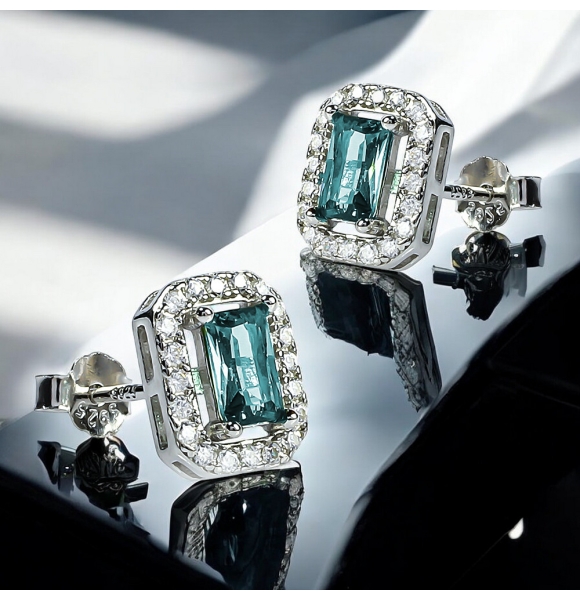 Aguamarina Aretes de Plata 9 mm x 6 mm