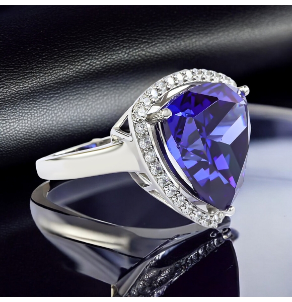 Anillo de Tanzanita Corte Trillante