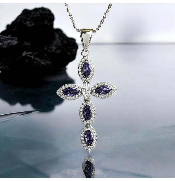 Cruz de Plata Con Amatista y Zirconia
