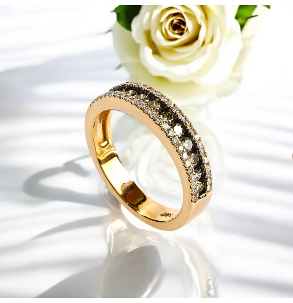 0.76 Ctw Anillo de Oro Amarillo de 14K con Diamante Chocolate