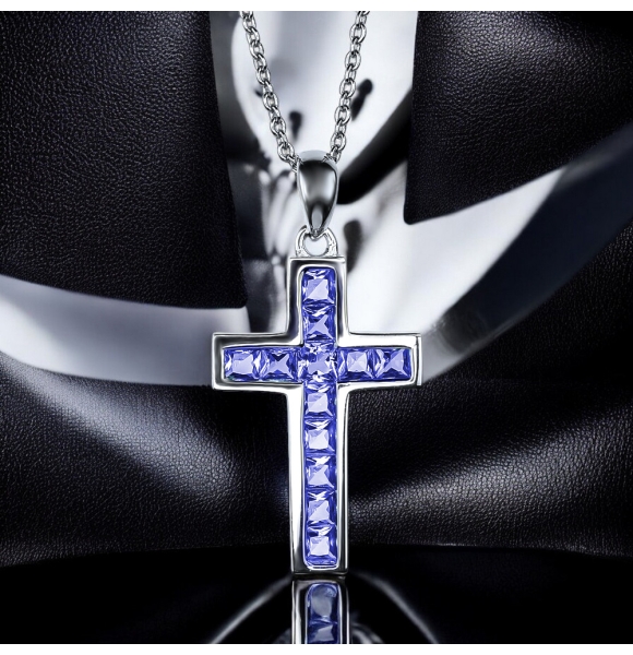 Cruz de Plata Con Tanzanita