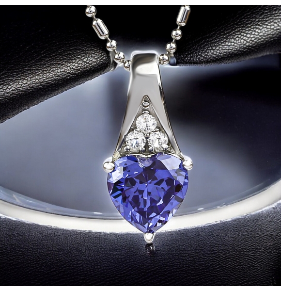 Colagante de Corazon Con Tanzanita