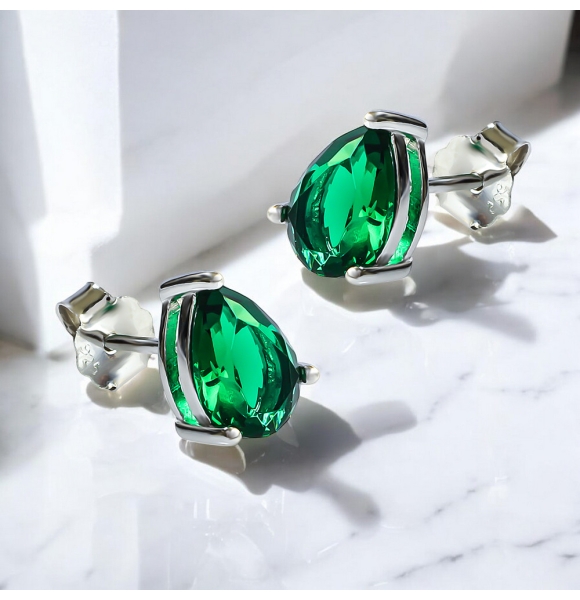 Aretes de Esmeralda en Plata de Ley