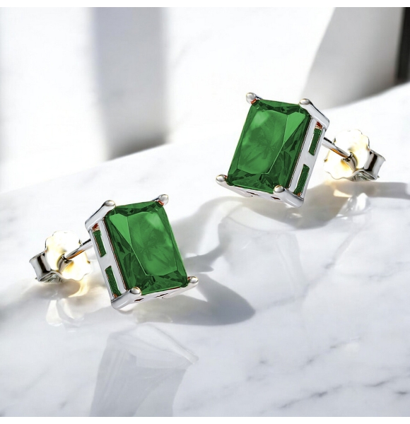 Aretes con Esmeralda Corte Esmeralda en Plata .925