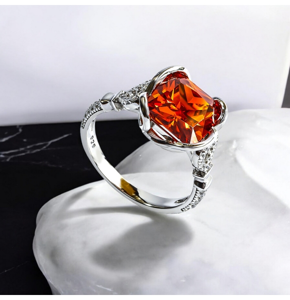 Anillo de Opalo de Fuego Con Plata