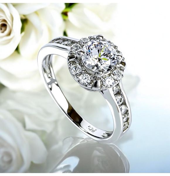 Anillo de Compromiso de Plata con Preciosas Piedras de Zirconia