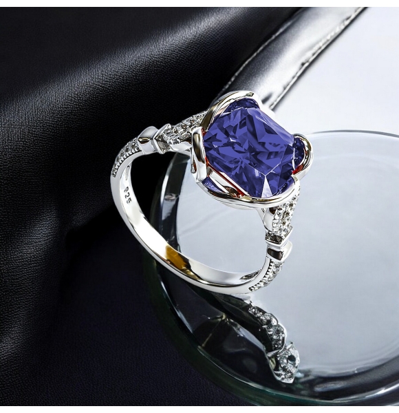 Anillo de Tanzanita Con Plata