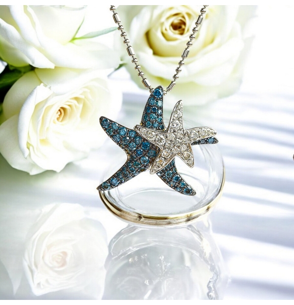 Colgante de Estrella del Mar Oro Blanco con Diamantes Azules y Blancos Naturales