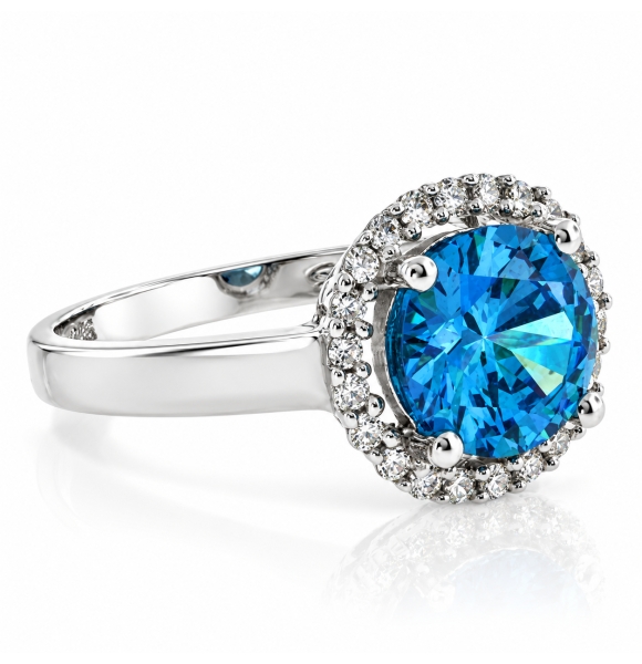 Hermoso Anillo de Plata .925 con Topacio Azul