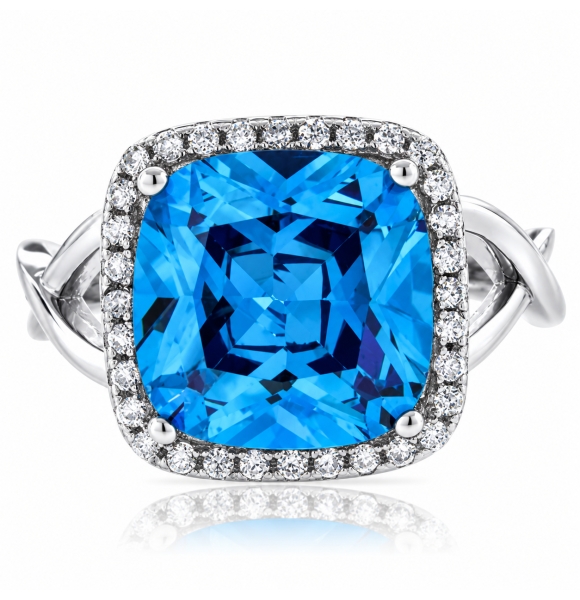 Anillo Precioso de Topacio Azul en Plata