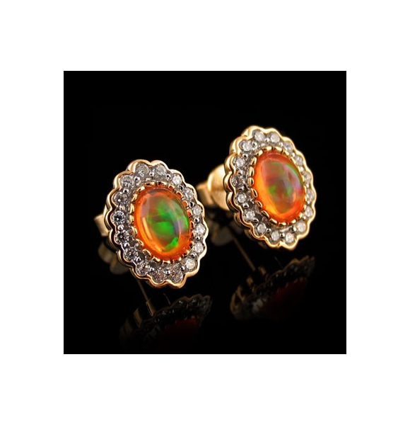 Elegantes Aretes de Plata .925 con Baño de Oro y Ópalo de Fuego