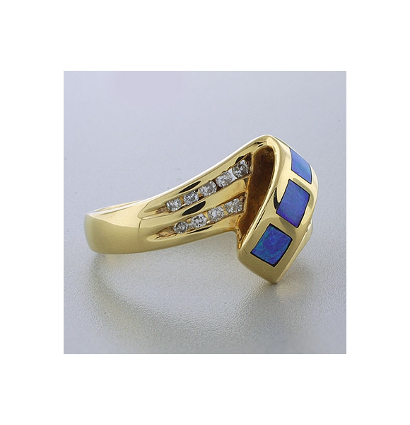 Anillo de Oro con Opalo Australiano Autentico