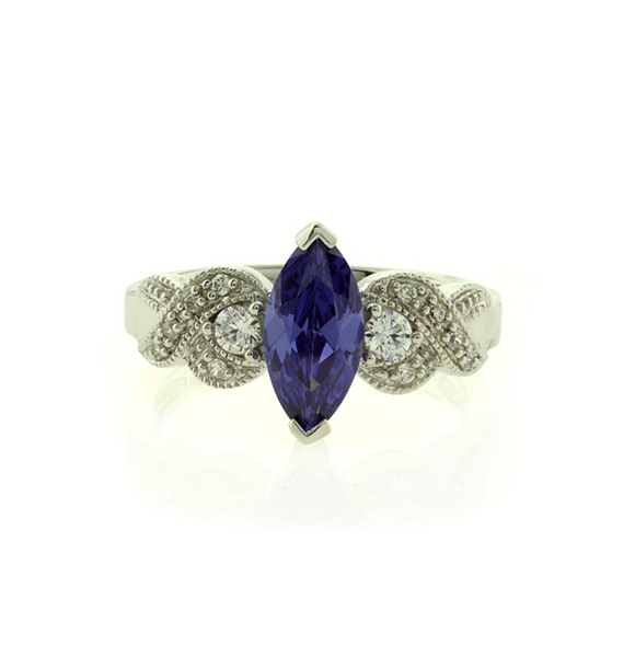 Anillo Elegante de Plata con Tanzanita