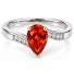 Anillo de Opalo de Fuego en Corte de Pera
